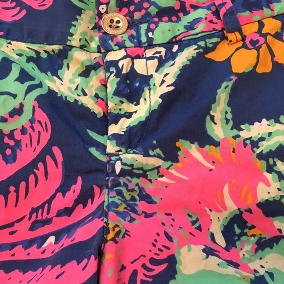 Lilly Pulitzer shorts - Picture 3 of 3